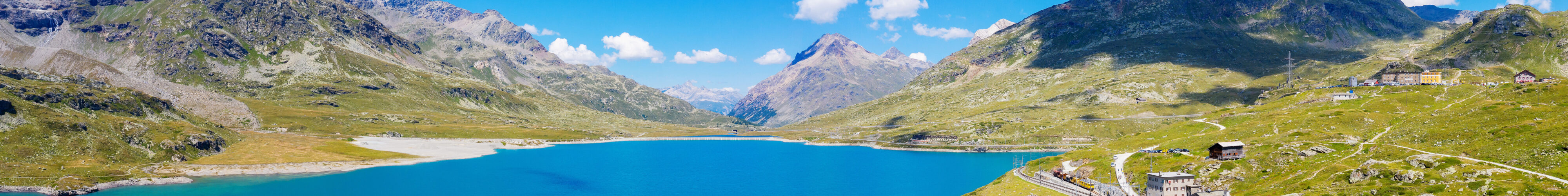 c-Silvano-Rebai_Schweiz_Bernina-Express_AdobeStock_532212563